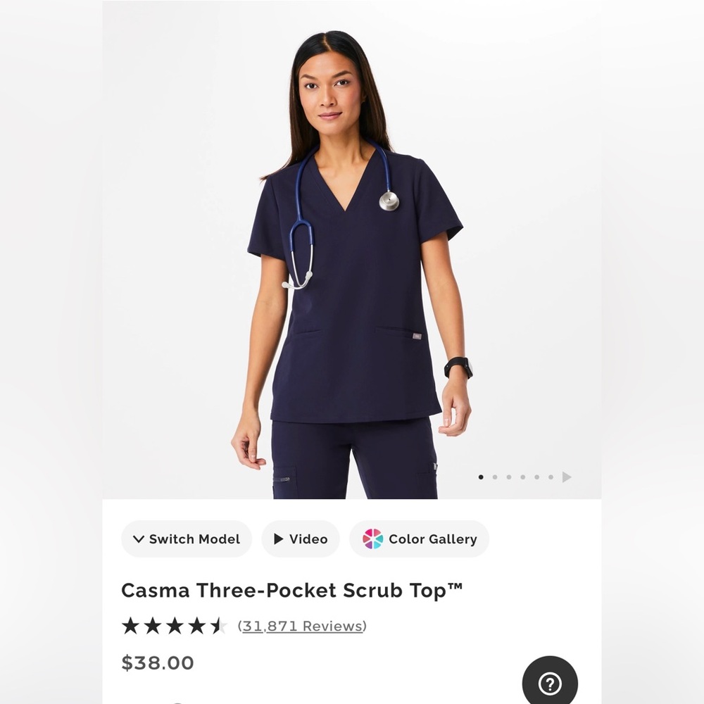 Casma Navy Blue Three-Pocket Scrub Top